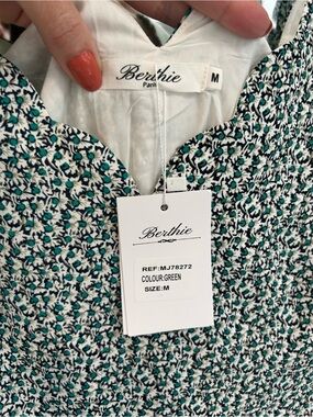 NWT Berthie Paris Green Floral Jumpsuit - Women's M